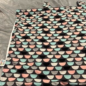 EUC Travel bug infant car seat cover for spring summer fall weather